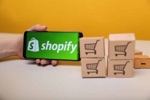 How to report a fake Shopify store?