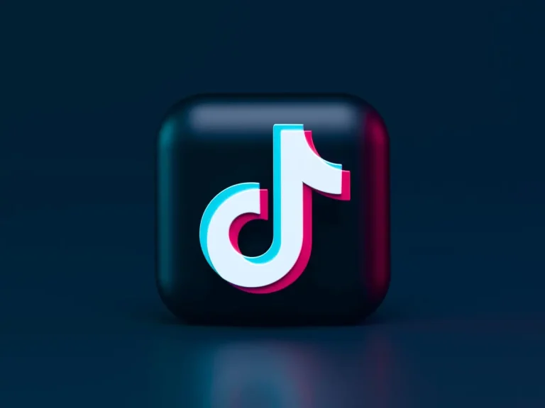 TIKTOK’S LACK OF ACCOUNTABILITY BECAME A HURDLE FOR CAYLEIGH COUCH’S INFLUENCER JOURNEY