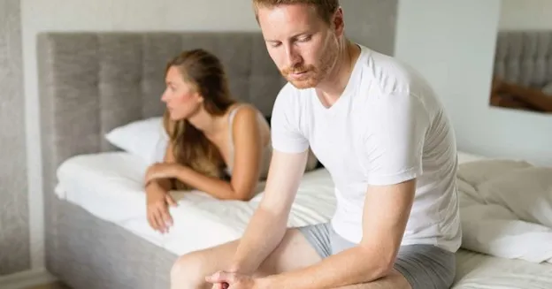 SEX: DO STRAIGHT MEN WATCH GAY WEBCAMS
