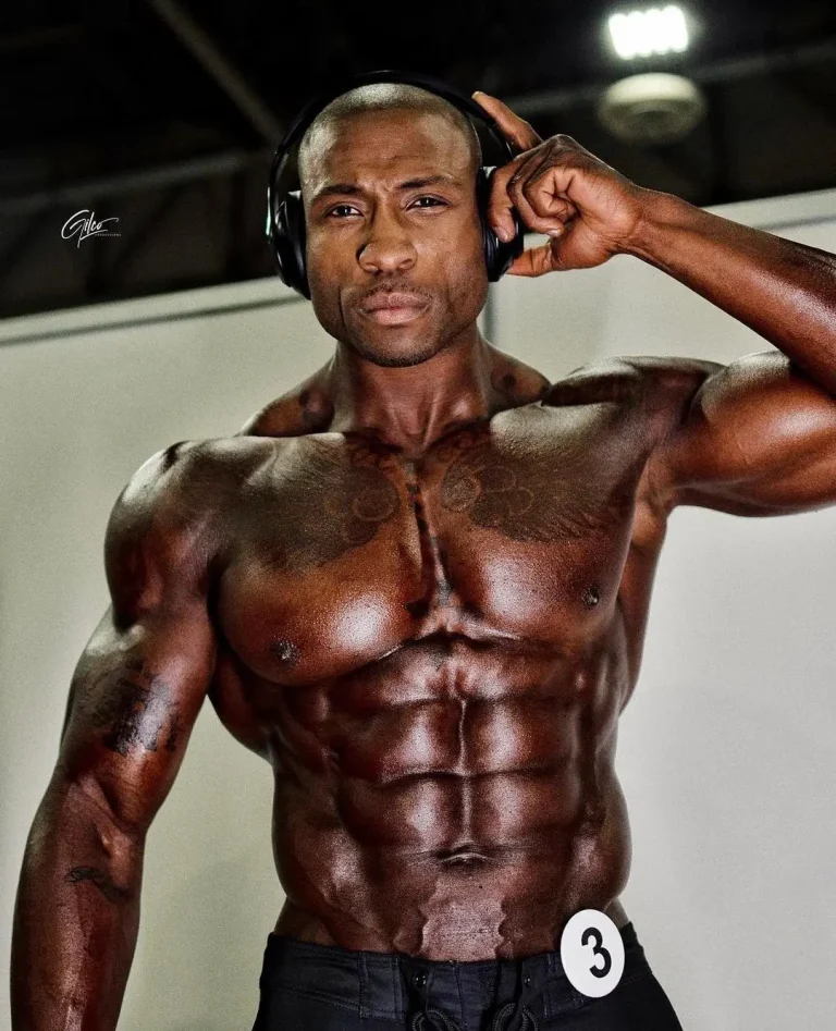 INTERVIEW WITH ERIN BANKS AT THE ARNOLD